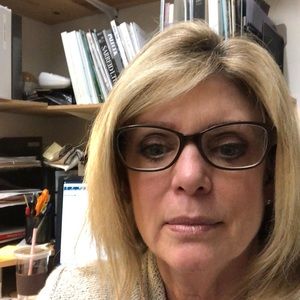 Meet your Posher, Julie